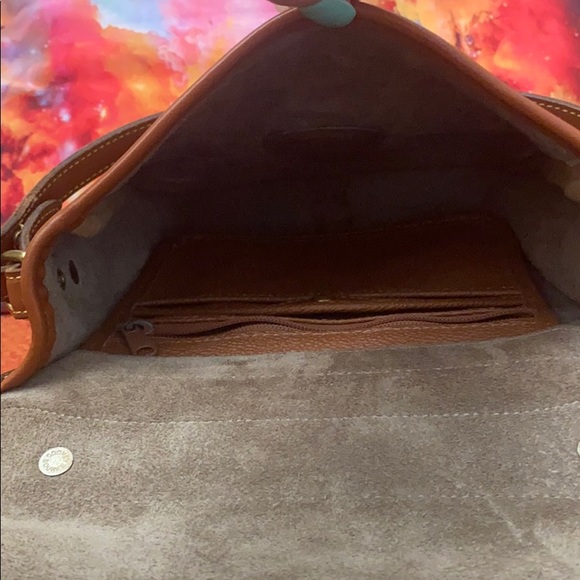 Vintage Dooney and Bourke Crossbody Small Carrier - Picture 4 of 10